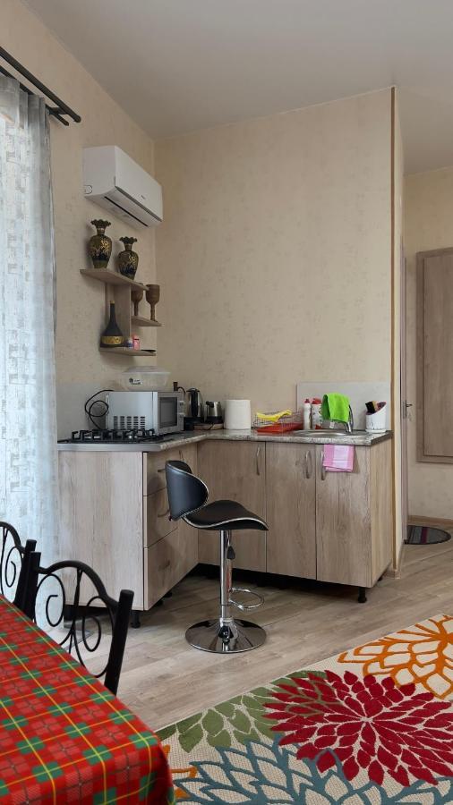 Guest House Beautiful Avlabar Tbilisi Exterior foto